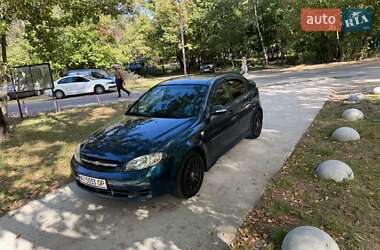 Хэтчбек Chevrolet Lacetti 2008 в 