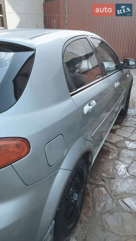 Хетчбек Chevrolet Lacetti 2006 в Добромилі фото 6 Хетчбек Chevrolet Lacetti 2006 в Добромилі