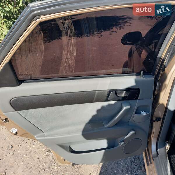 Седан Chevrolet Lacetti 2005 в Черкасах фото 7 Седан Chevrolet Lacetti 2005 в Черкасах