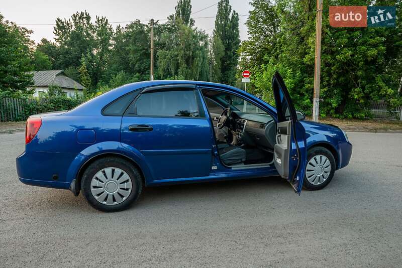 Седан Chevrolet Lacetti 2005 в Вольногорске фото 18 Седан Chevrolet Lacetti 2005 в Вольногорске