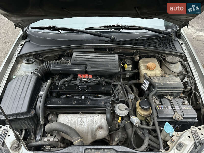 Седан Chevrolet Lacetti 2006 в Львове