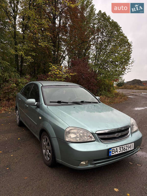 Седан Chevrolet Lacetti 2004 в Києві