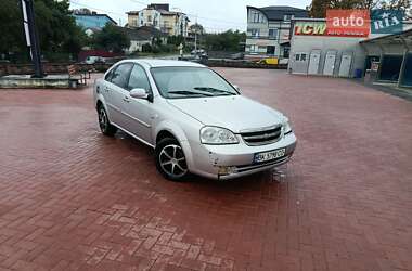 Седан Chevrolet Lacetti 2004 в Ровно