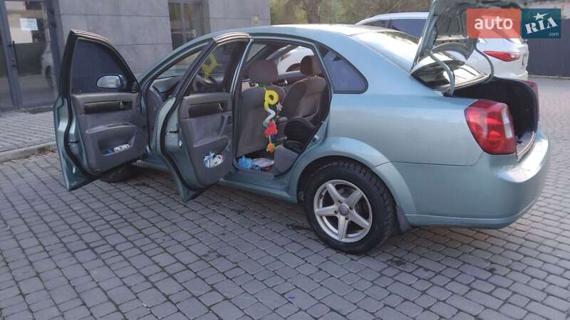 Седан Chevrolet Lacetti 2007 в Бориславе фото 8 Седан Chevrolet Lacetti 2007 в Бориславе