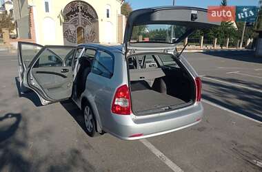 Универсал Chevrolet Lacetti 2006 в  фото 4 Универсал Chevrolet Lacetti 2006 в