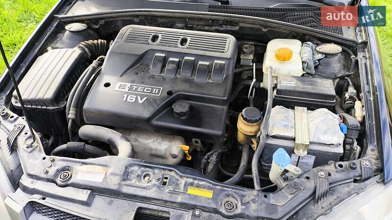 Хэтчбек Chevrolet Lacetti 2008 в Ужгороде