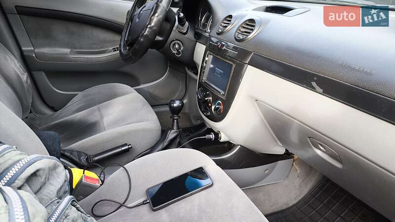 Хэтчбек Chevrolet Lacetti 2008 в Ужгороде