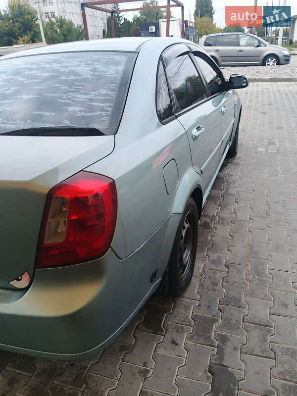 Седан Chevrolet Lacetti 2005 в Киеве