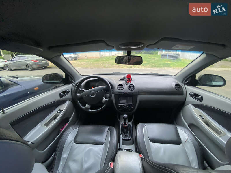 Хэтчбек Chevrolet Lacetti 2008 в Харькове