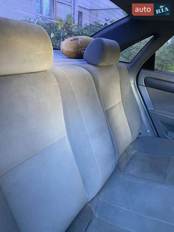 Седан Chevrolet Lacetti 2006 в Киеве