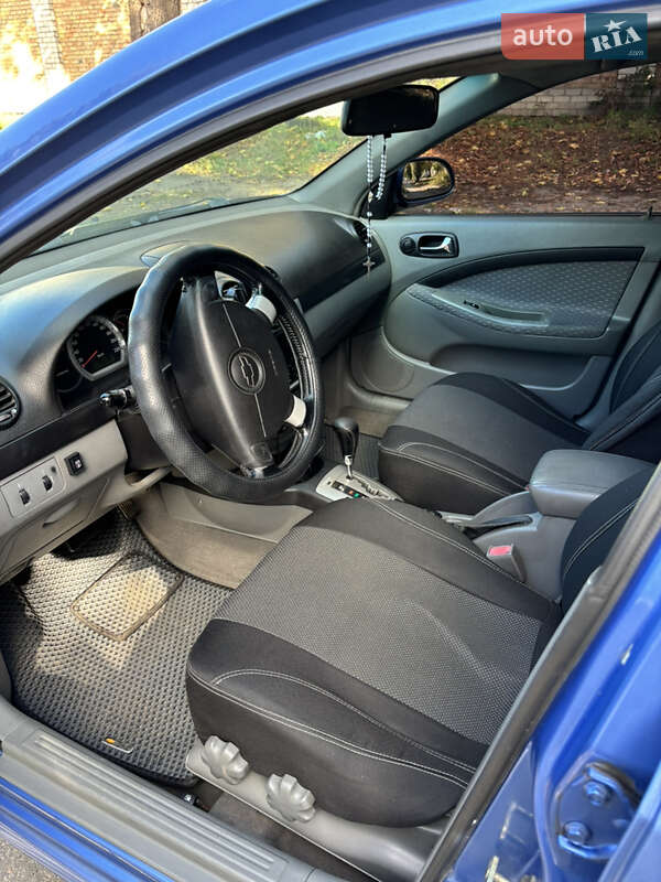 Универсал Chevrolet Lacetti 2005 в Киеве фото 17 Универсал Chevrolet Lacetti 2005 в Киеве