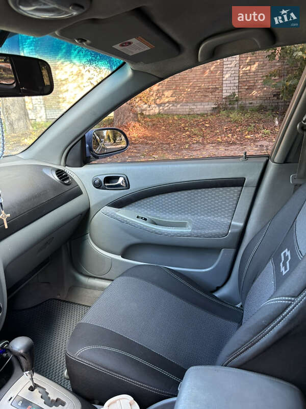 Универсал Chevrolet Lacetti 2005 в Киеве фото 21 Универсал Chevrolet Lacetti 2005 в Киеве