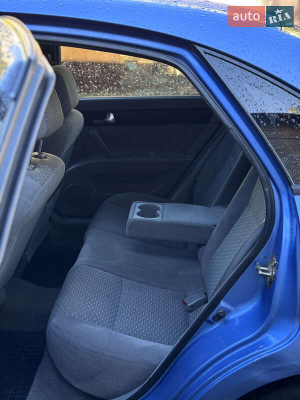 Седан Chevrolet Lacetti 2005 в Чернігові