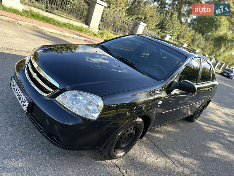 Седан Chevrolet Lacetti 2008 в Умани