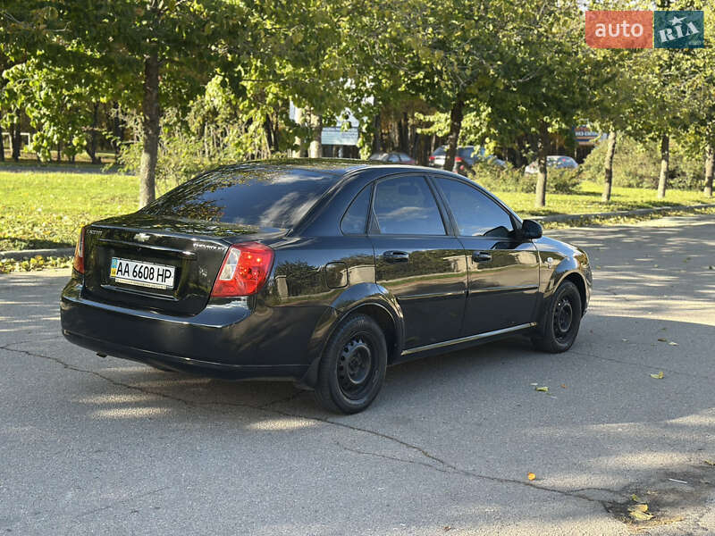 Седан Chevrolet Lacetti 2008 в Умани
