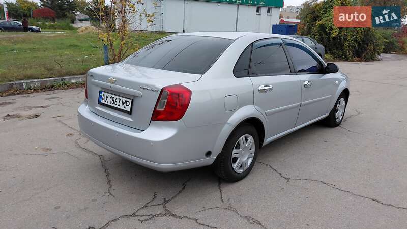 Седан Chevrolet Lacetti 2006 в Харькове