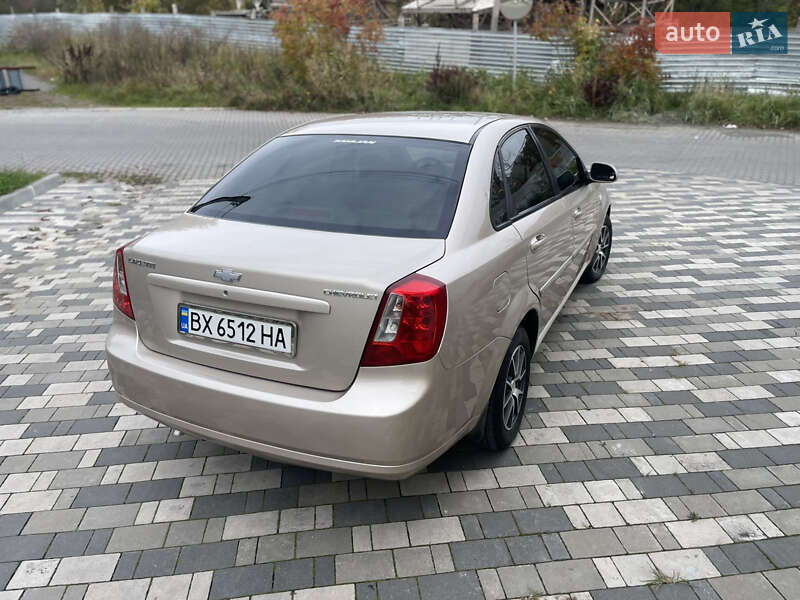 Седан Chevrolet Lacetti 2010 в Хмельницькому