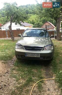 Седан Chevrolet Lacetti 2005 в Ужгороді
