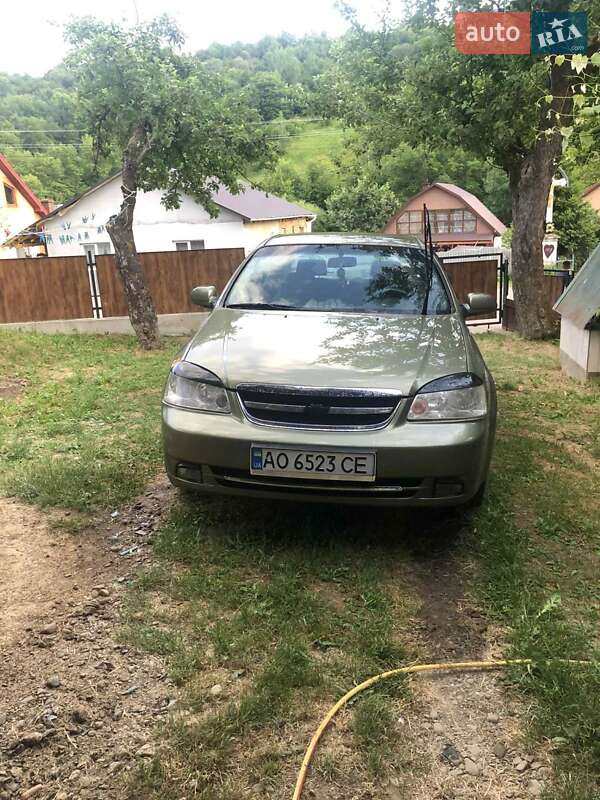 Седан Chevrolet Lacetti 2005 в Ужгороде фото 3 Седан Chevrolet Lacetti 2005 в Ужгороде