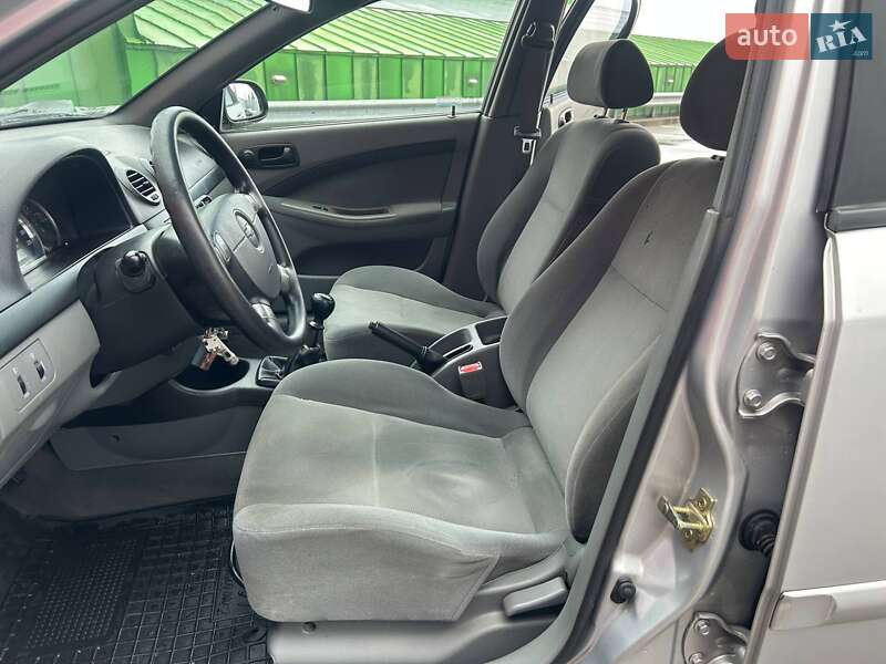 Хетчбек Chevrolet Lacetti 2005 в Києві