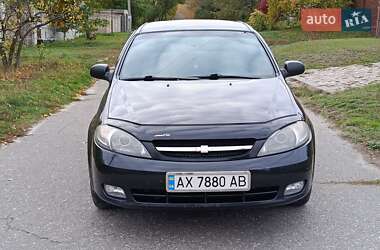 Хетчбек Chevrolet Lacetti 2005 в 