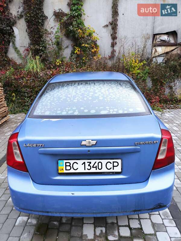 Седан Chevrolet Lacetti 2005 в Львове