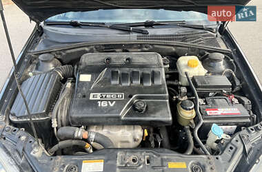 Хэтчбек Chevrolet Lacetti 2005 в  фото 9 Хэтчбек Chevrolet Lacetti 2005 в