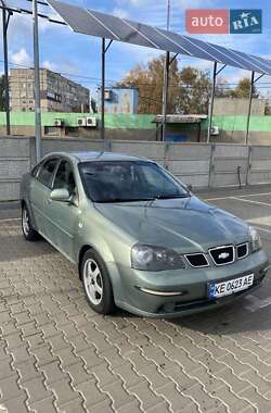 Седан Chevrolet Lacetti 2004 в Кривом Роге
