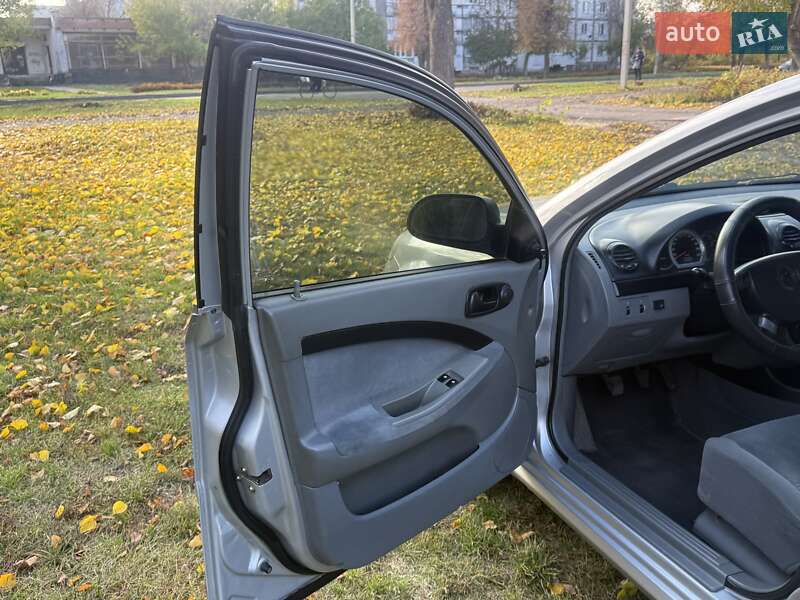 Хэтчбек Chevrolet Lacetti 2005 в Золотоноше фото 9 Хэтчбек Chevrolet Lacetti 2005 в Золотоноше