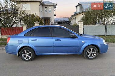 Седан Chevrolet Lacetti 2007 в  фото 2 Седан Chevrolet Lacetti 2007 в