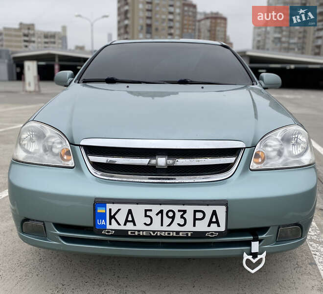 Седан Chevrolet Lacetti 2005 в Києві