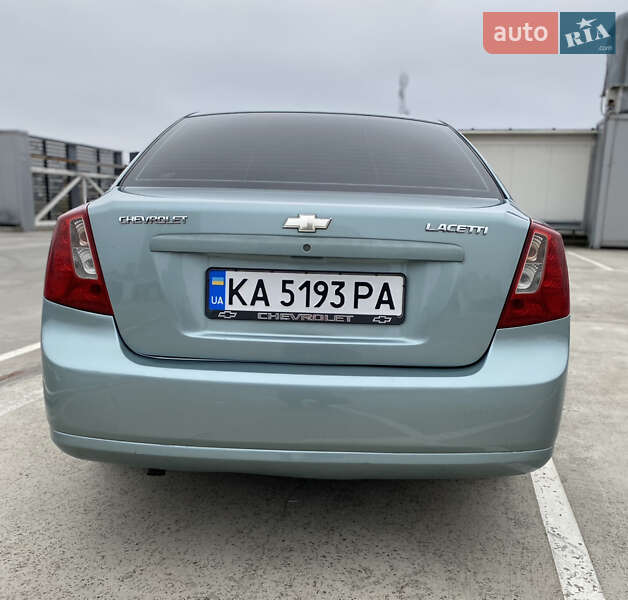 Седан Chevrolet Lacetti 2005 в Києві