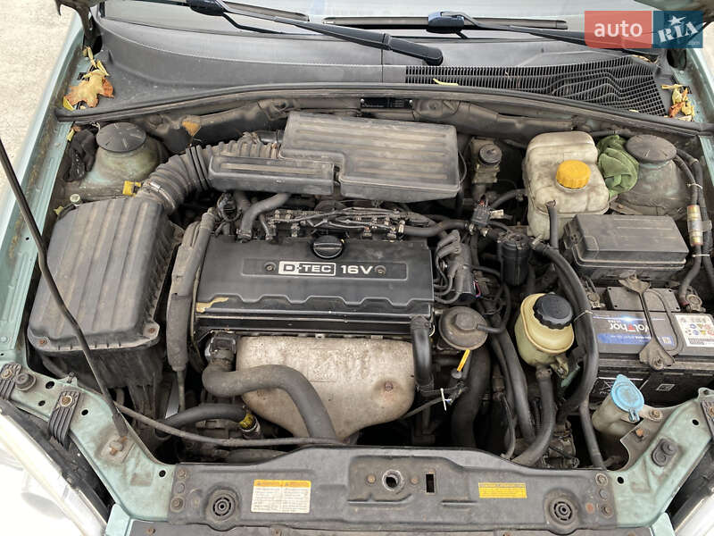 Седан Chevrolet Lacetti 2005 в Києві