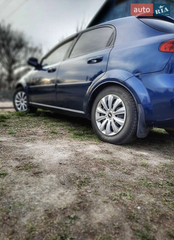 Хэтчбек Chevrolet Lacetti 2007 в Новоукраинке фото 4 Хэтчбек Chevrolet Lacetti 2007 в Новоукраинке