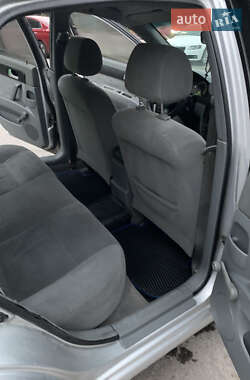 Седан Chevrolet Lacetti 2006 в  фото 11 Седан Chevrolet Lacetti 2006 в