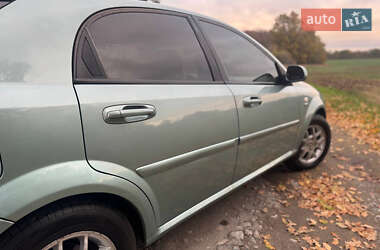 Хетчбек Chevrolet Lacetti 2007 в  фото 5 Хетчбек Chevrolet Lacetti 2007 в