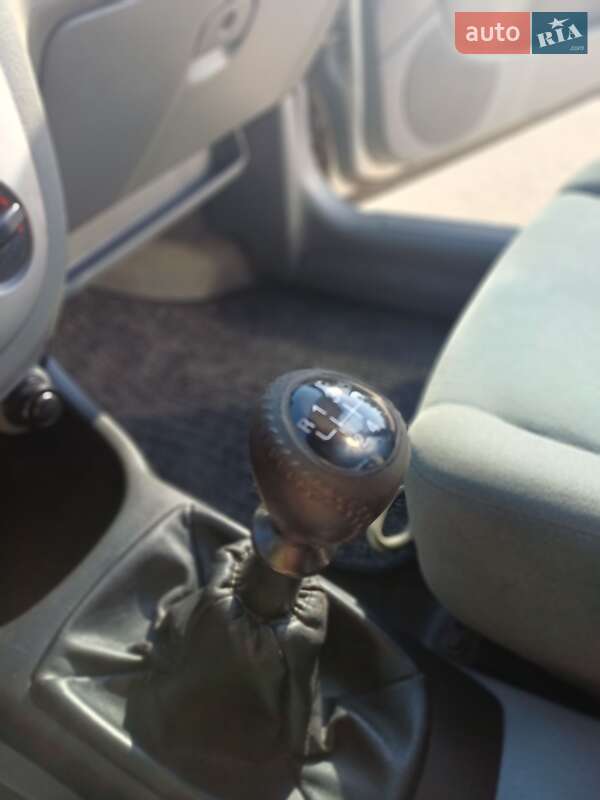 Хэтчбек Chevrolet Lacetti 2006 в Николаеве