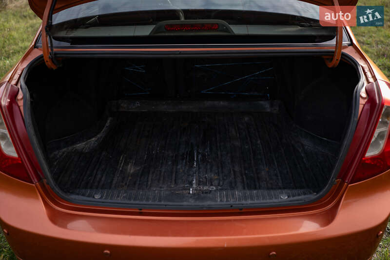 Седан Chevrolet Lacetti 2006 в Кременчуці