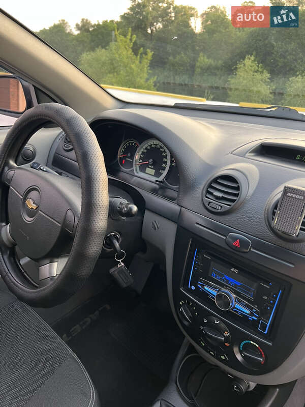 Хэтчбек Chevrolet Lacetti 2010 в Павлограде фото 43 Хэтчбек Chevrolet Lacetti 2010 в Павлограде