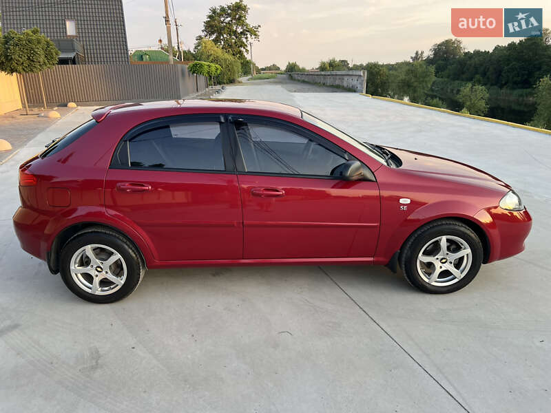 Хэтчбек Chevrolet Lacetti 2010 в Павлограде фото 89 Хэтчбек Chevrolet Lacetti 2010 в Павлограде