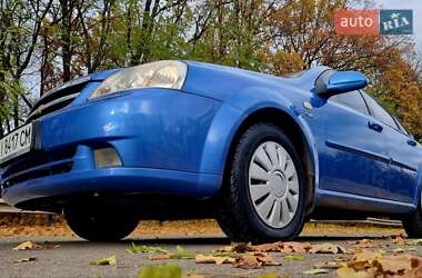 Седан Chevrolet Lacetti 2004 в Вишневому