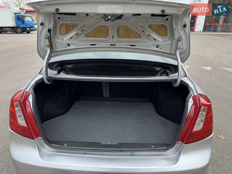 Седан Chevrolet Lacetti 2012 в Днепре фото 11 Седан Chevrolet Lacetti 2012 в Днепре