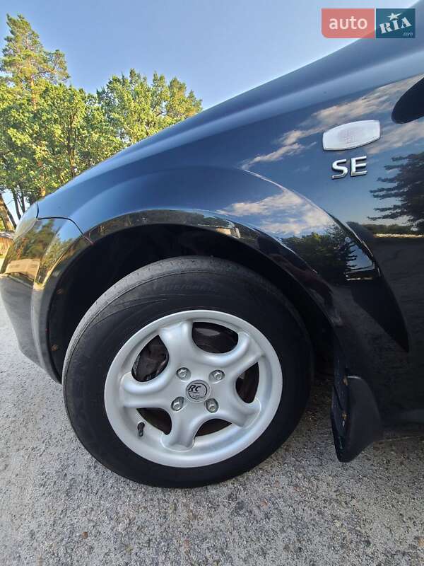 Хетчбек Chevrolet Lacetti 2012 в Києві