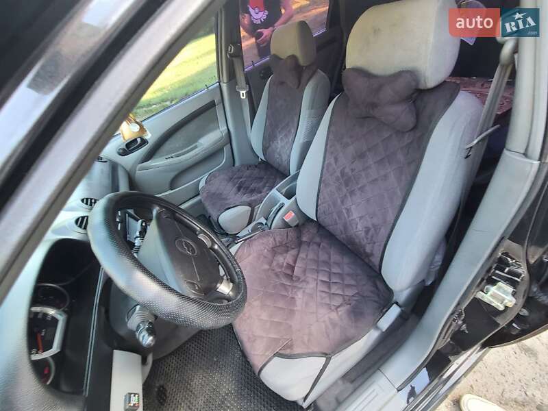 Хетчбек Chevrolet Lacetti 2012 в Києві