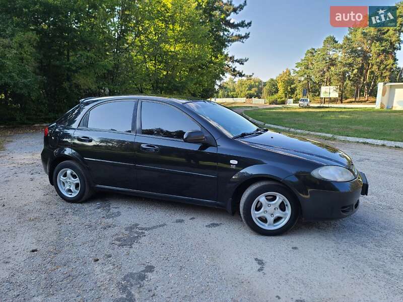 Хетчбек Chevrolet Lacetti 2012 в Києві