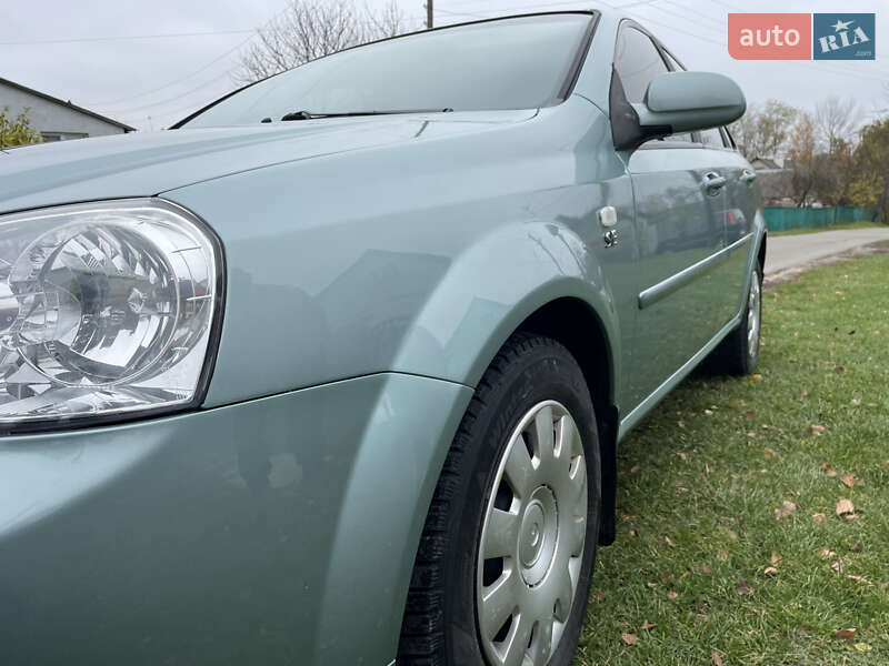 Седан Chevrolet Lacetti 2008 в Чернигове