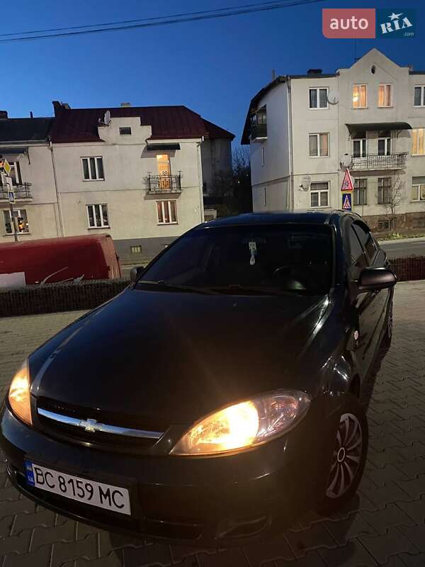 Хэтчбек Chevrolet Lacetti 2008 в Львове фото 8 Хэтчбек Chevrolet Lacetti 2008 в Львове