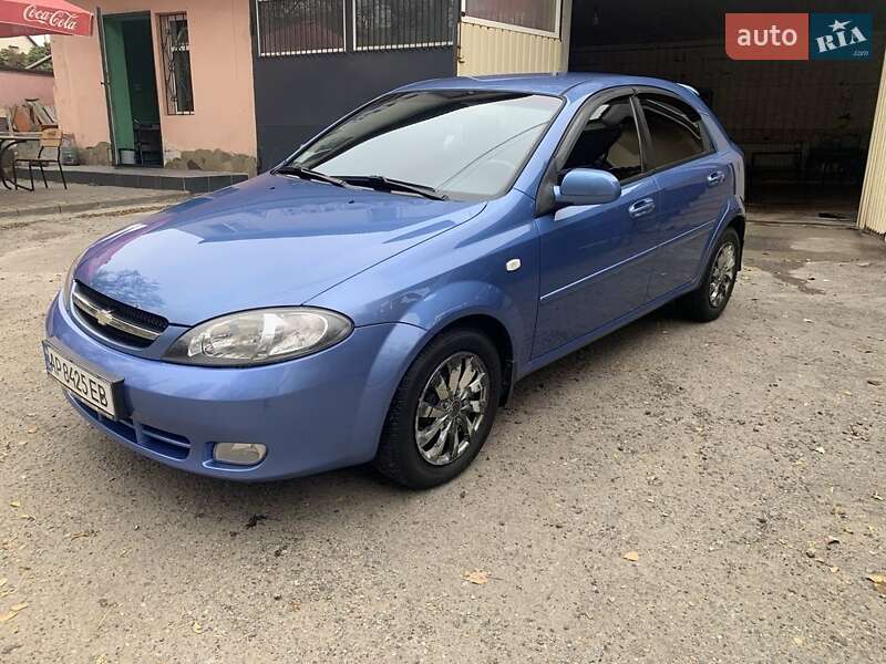 Хэтчбек Chevrolet Lacetti 2005 в Запорожье фото 13 Хэтчбек Chevrolet Lacetti 2005 в Запорожье