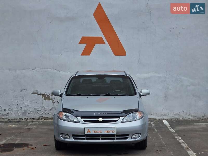 Хэтчбек Chevrolet Lacetti 2005 в Одессе фото 2 Хэтчбек Chevrolet Lacetti 2005 в Одессе