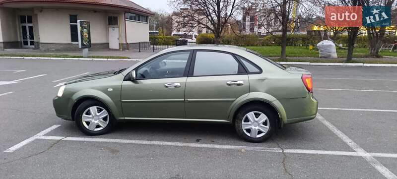 Седан Chevrolet Lacetti 2004 в Броварах